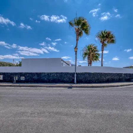 Villa Salaria - Jacuzzi And Private Pool Playa Blanca (Lanzarote)