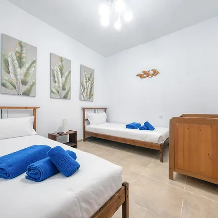 Salaria - Jacuzzi And Private Pool *
