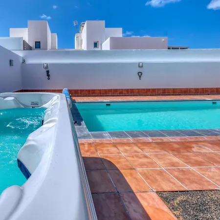 Salaria - Jacuzzi And Private Pool Villa