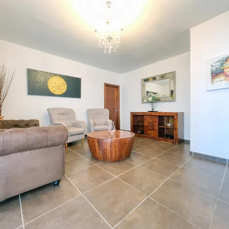 Salaria - Jacuzzi And Private Pool Playa Blanca (Lanzarote)