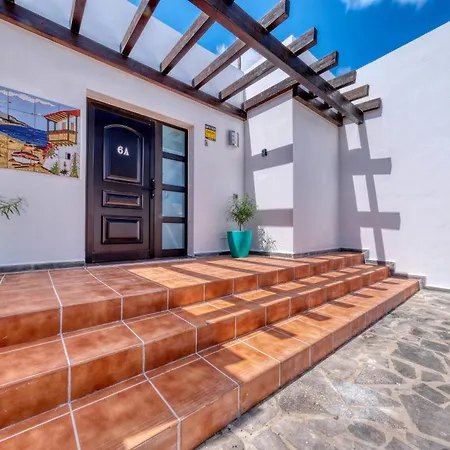 Βίλα Salaria - Jacuzzi And Private Pool