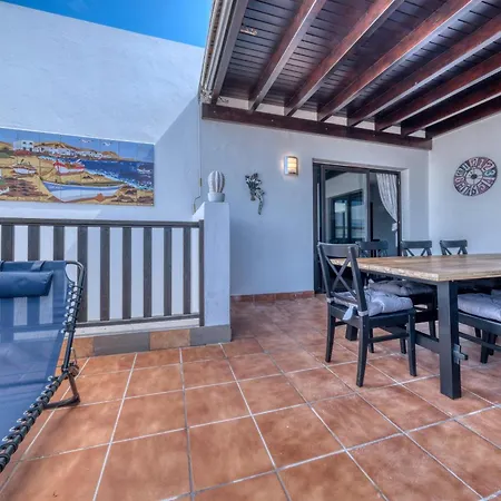 Salaria - Jacuzzi And Private Pool
