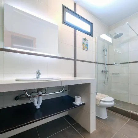 Βίλα Salaria - Jacuzzi And Private Pool